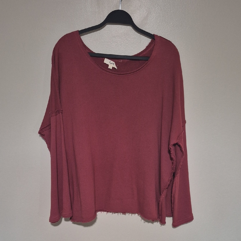 Women's Burgundy Top